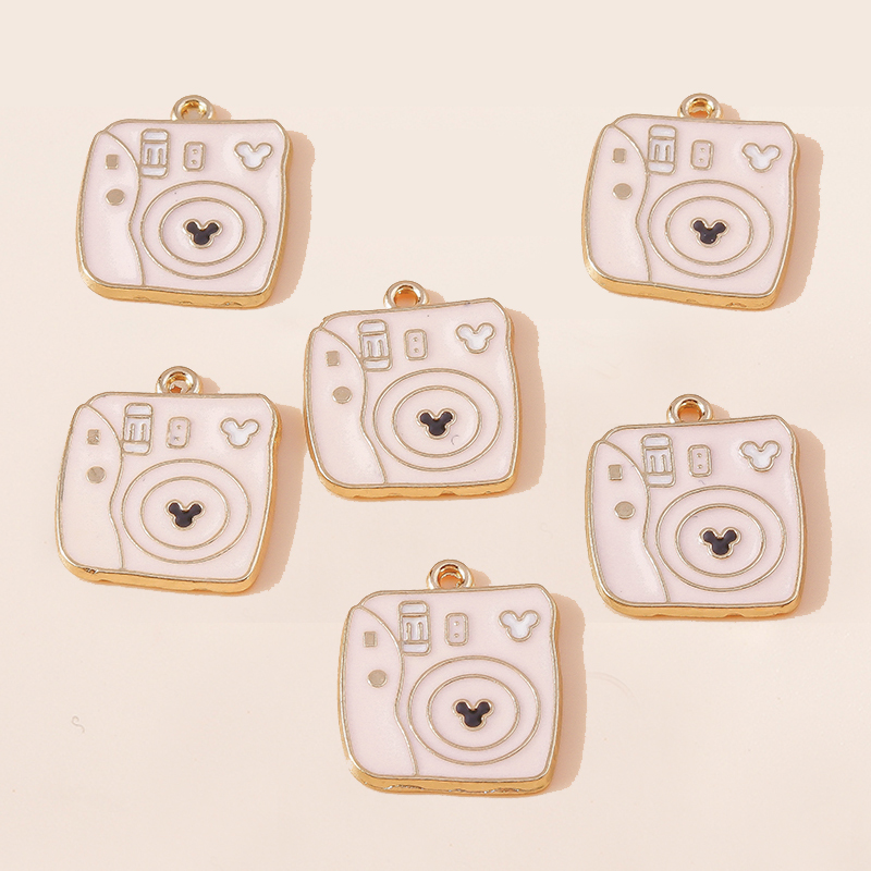 Jewelry Making Videos - 10 pendentifs adorables en émail rose