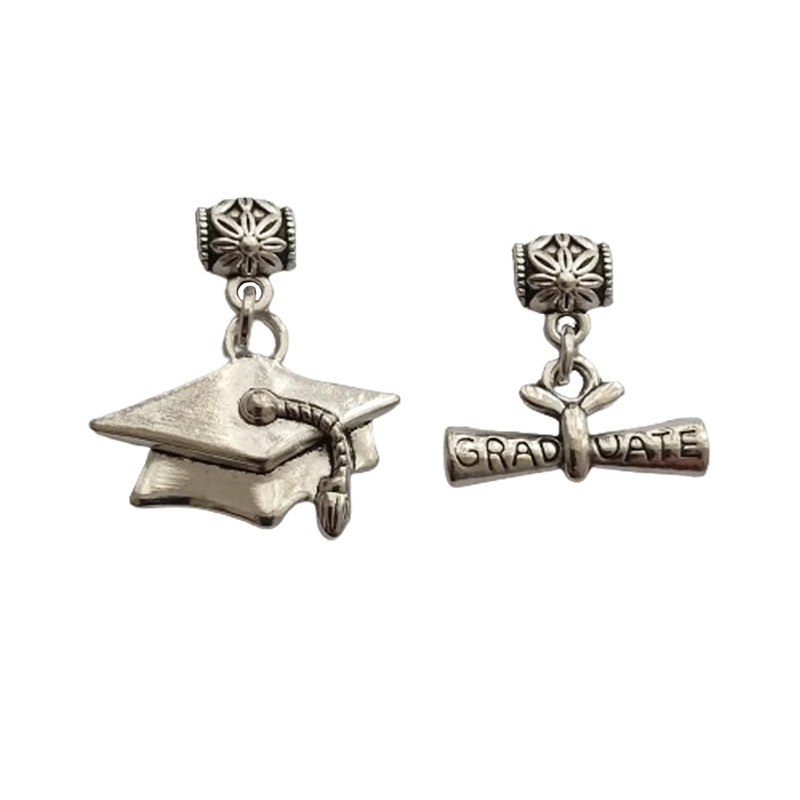 Jewelry Making Diploma - Breloques pour chapeau de remise de