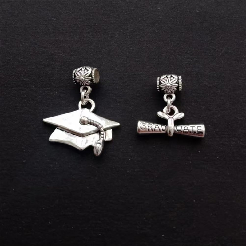 Breloques pour chapeau de remi - Jewelry Making Diploma avis et prix